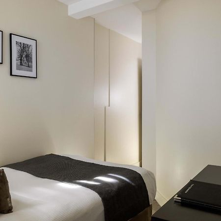 Hotel Elysees Bassano Париж Экстерьер фото