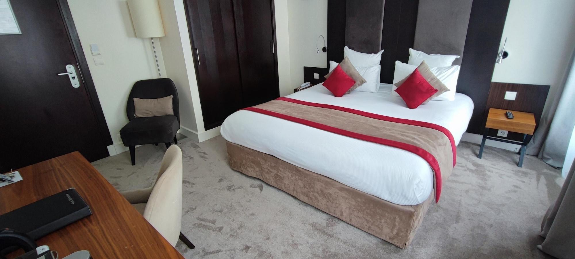 Hotel Elysees Bassano Париж Экстерьер фото